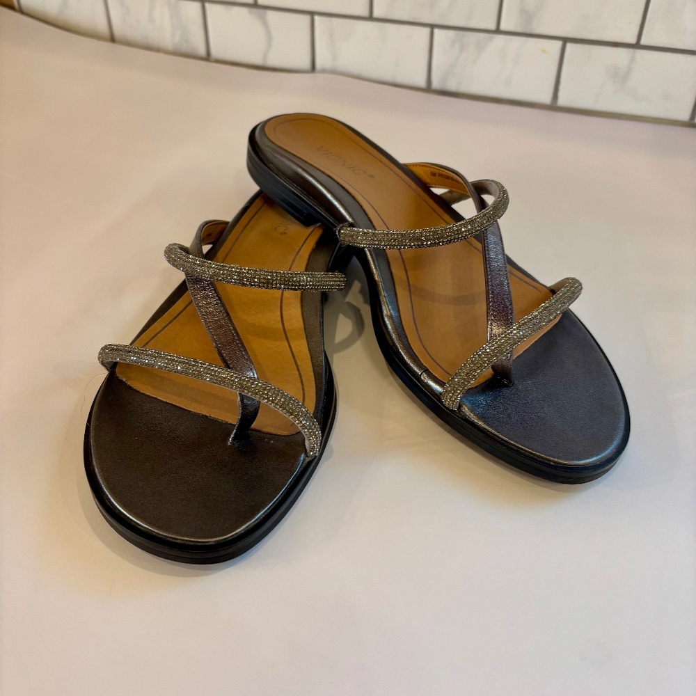 Vionic Prism Sandals